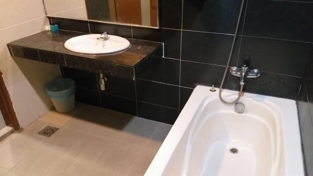 Malacca Green Town Hotel Classic מראה חיצוני תמונה